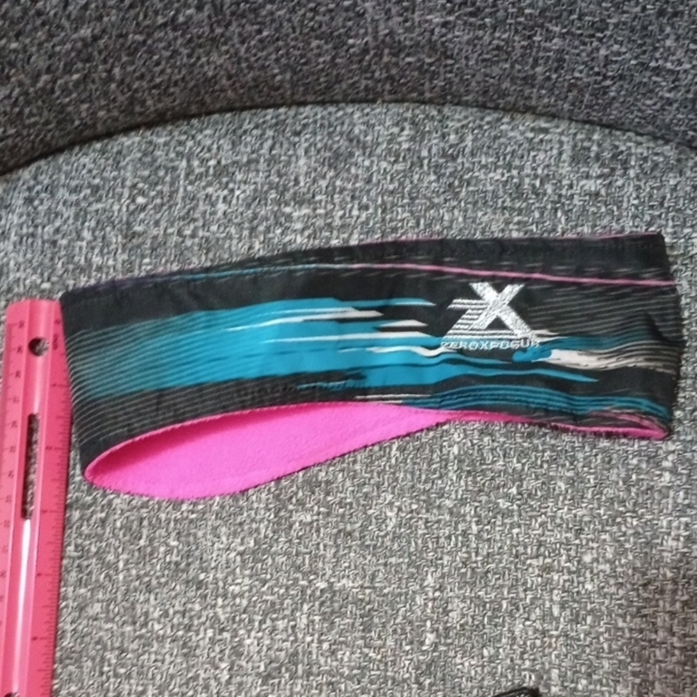 Zeroxposure Black and Teal Patterned Accessory